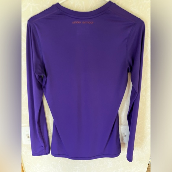 Under Armor Purple HeatGear fitted long sleeve t-shirt,  - EXCELLENT condition! - Picture 2 of 4